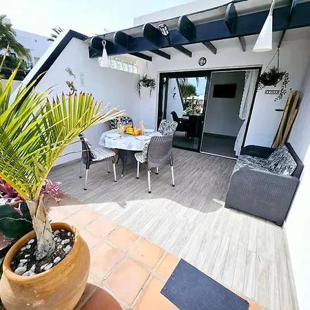 Apartament Taisa Playa Roca Costa Teguise
