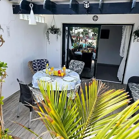 Taisa Playa Roca * Costa Teguise