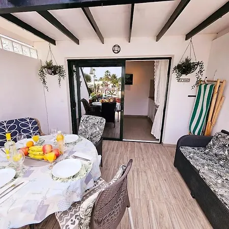 Taisa Playa Roca Apartman Costa Teguise